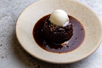 How to Make Sticky Toffee Pudding